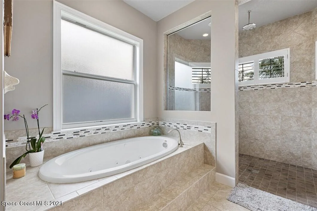 Photo of 823 Lorenza Place