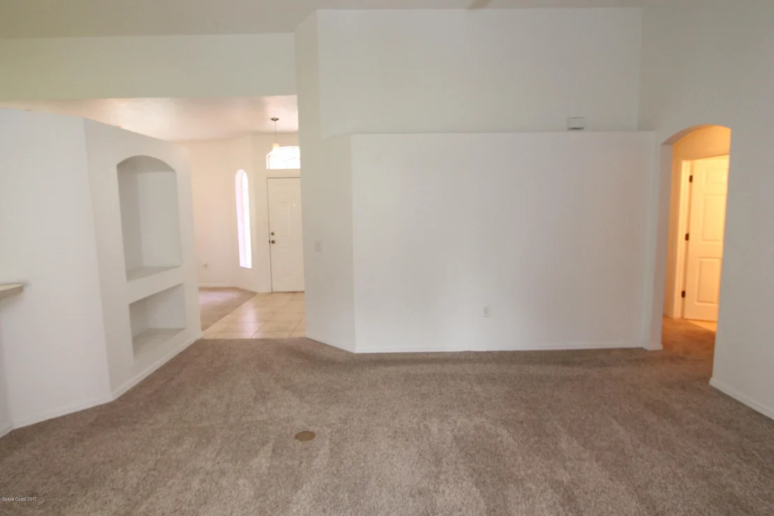 Photo of 6175 Grissom Parkway