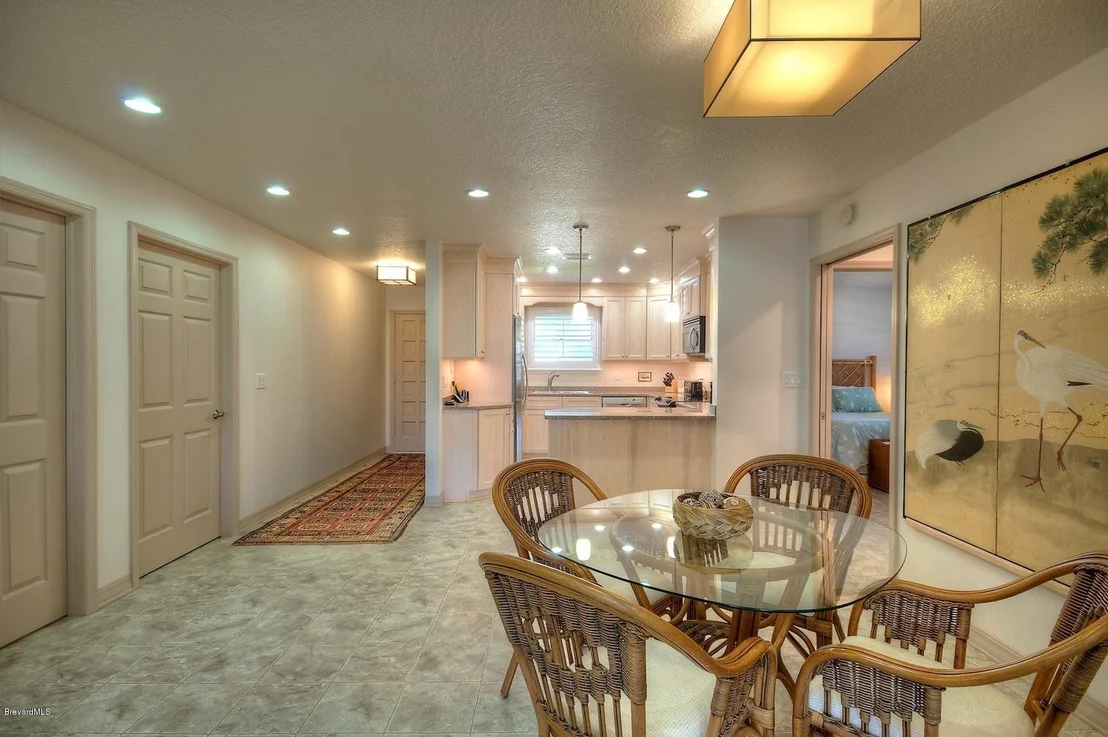Photo of 212 Chalet Avenue
