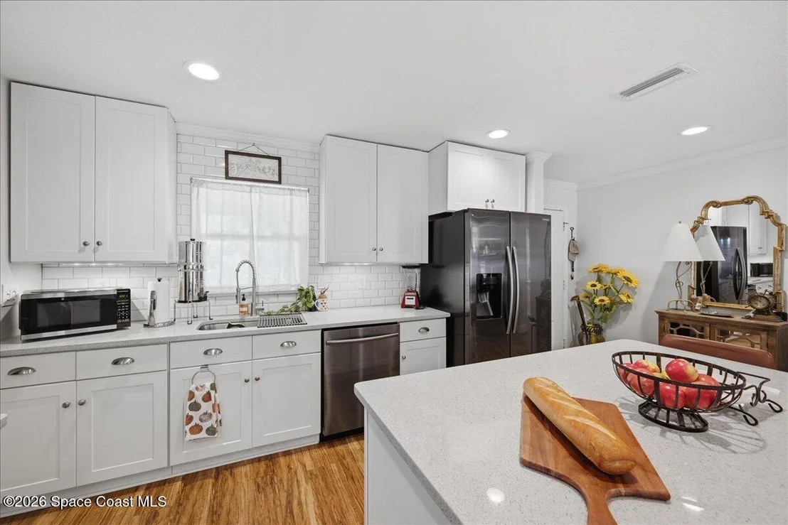 Photo of 2511 Stanford Drive N