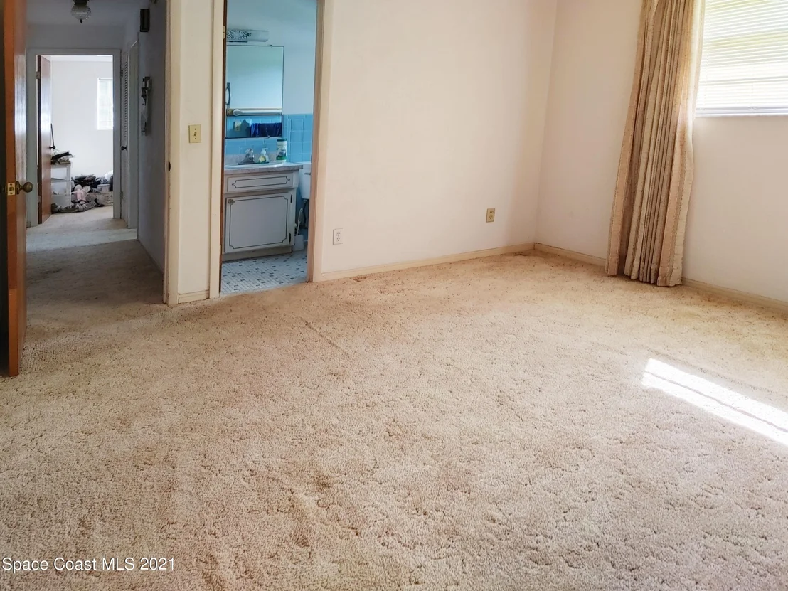Photo of 1704 Royal Palm Drive