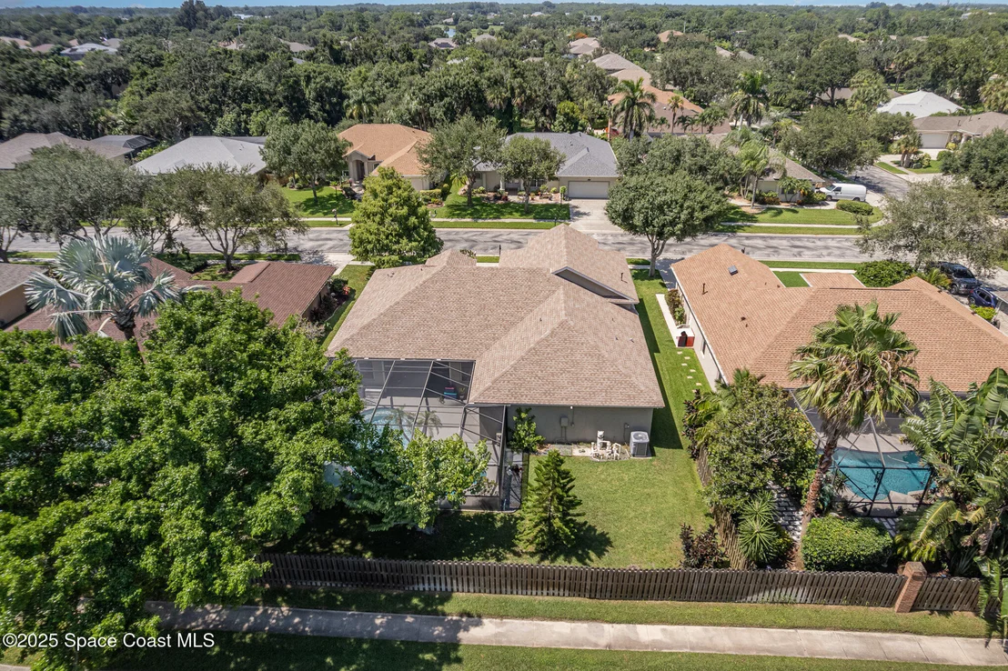 Photo of 2423 Woodfield Circle