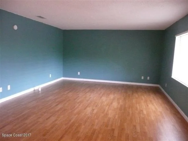 Photo of Unit 106 at 3213 Murrell Road
