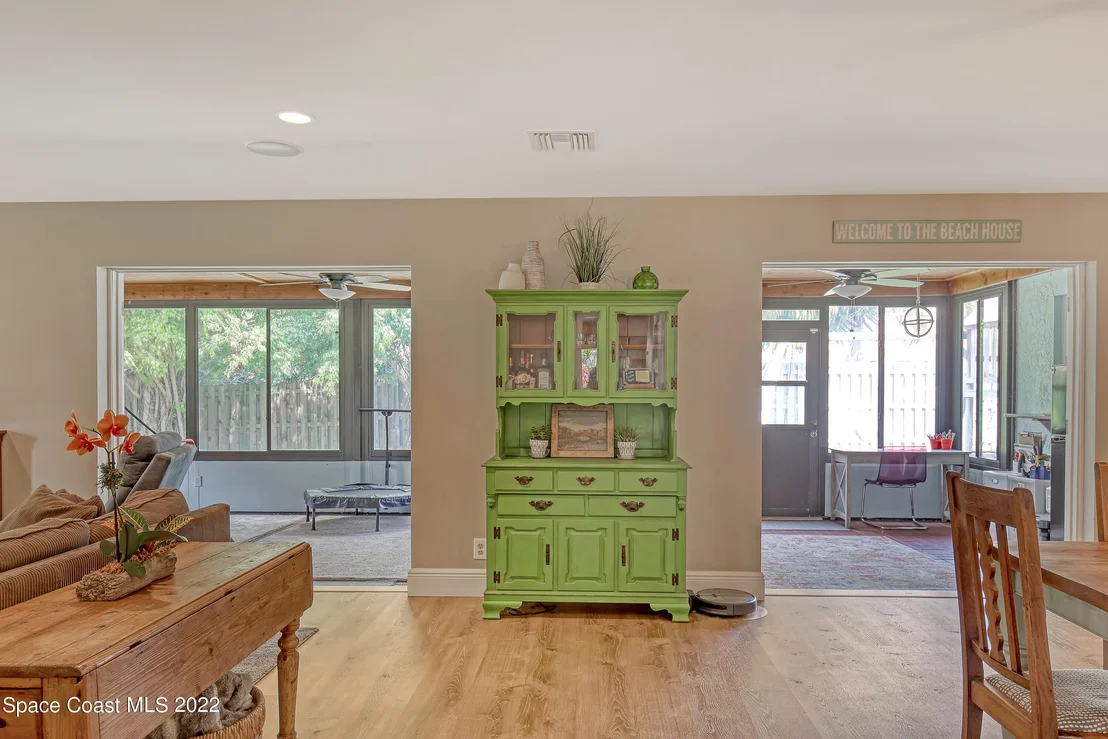 Photo of 400 Mosswood Boulevard