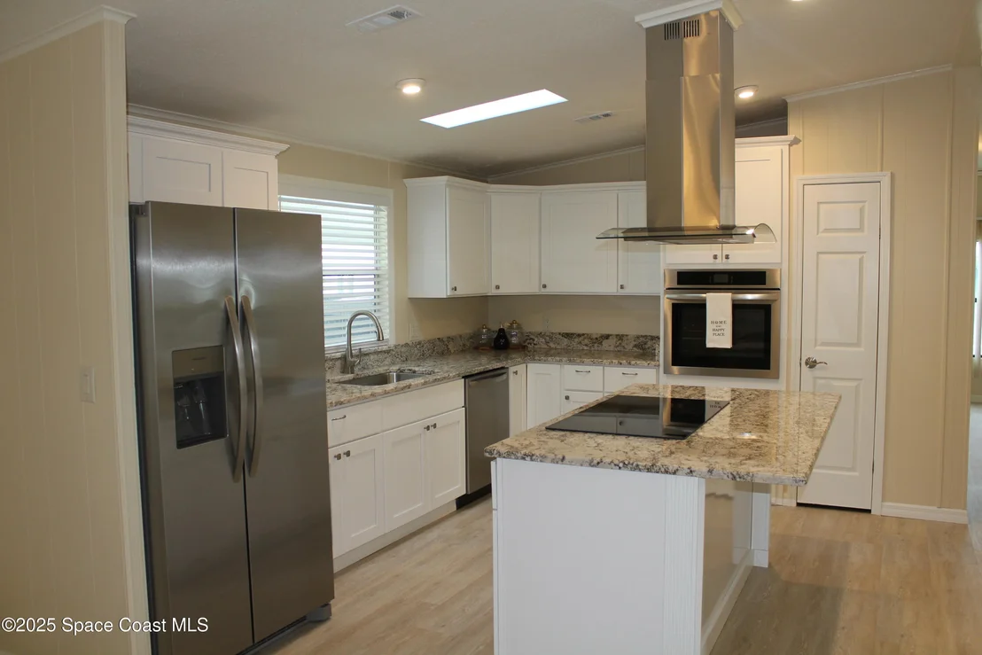 Photo of 449 Dolphin Circle