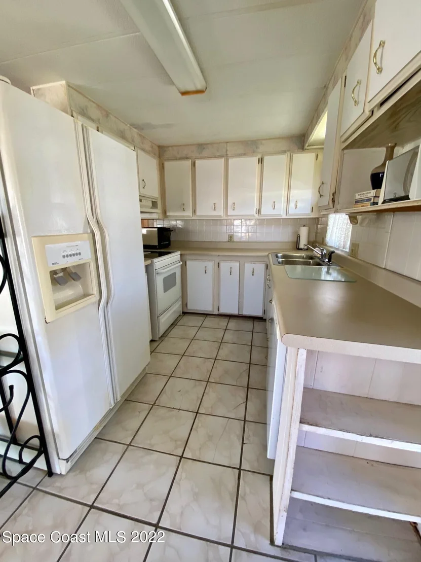 Photo of 1808 Coco Plum Street NE