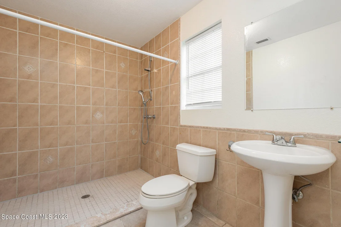 Photo of 142 Homburg Place