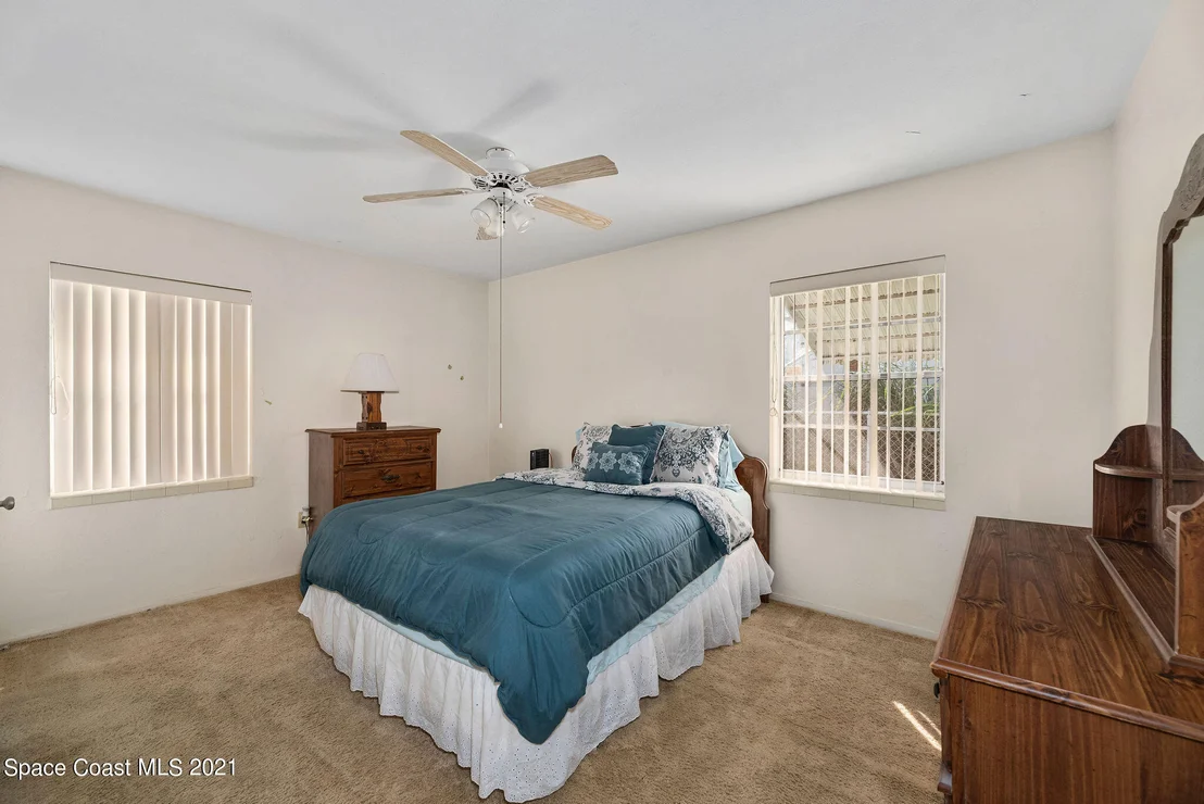 Photo of 319 Holly Lane