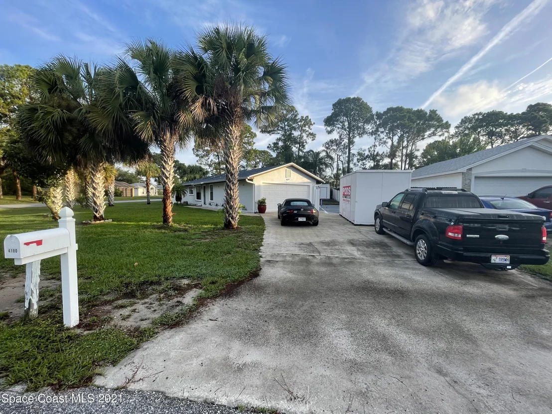 Photo of 4180 Skyway Drive