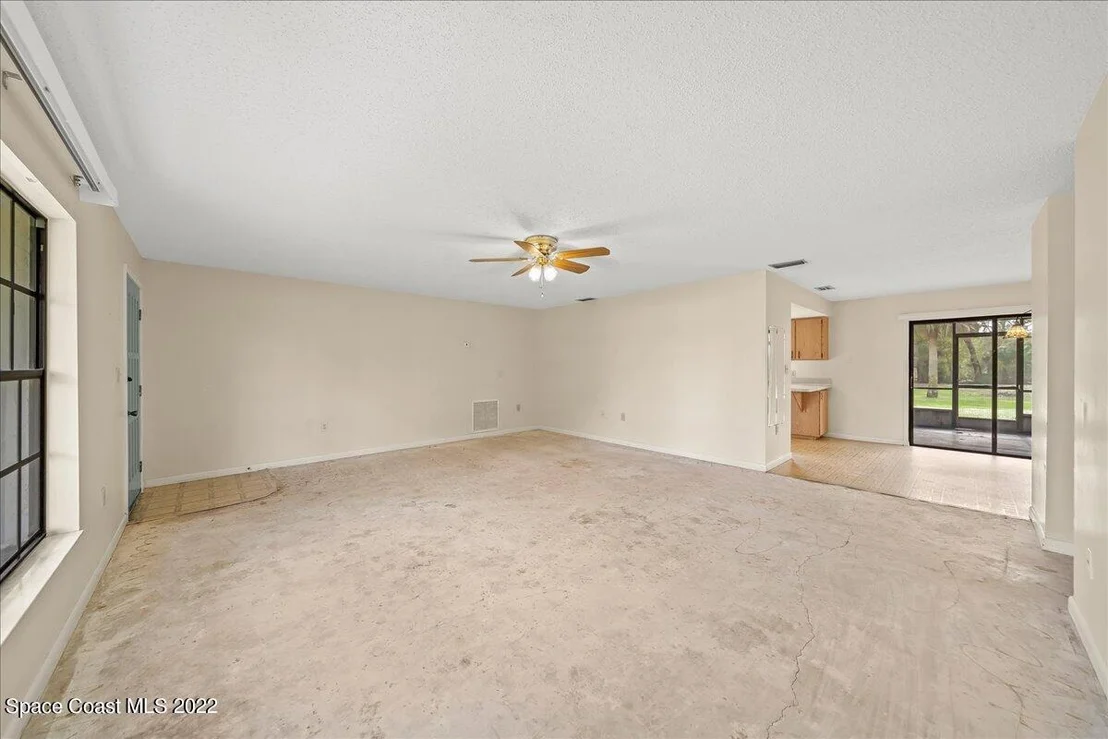 Photo of 5055 Bradbie Lane