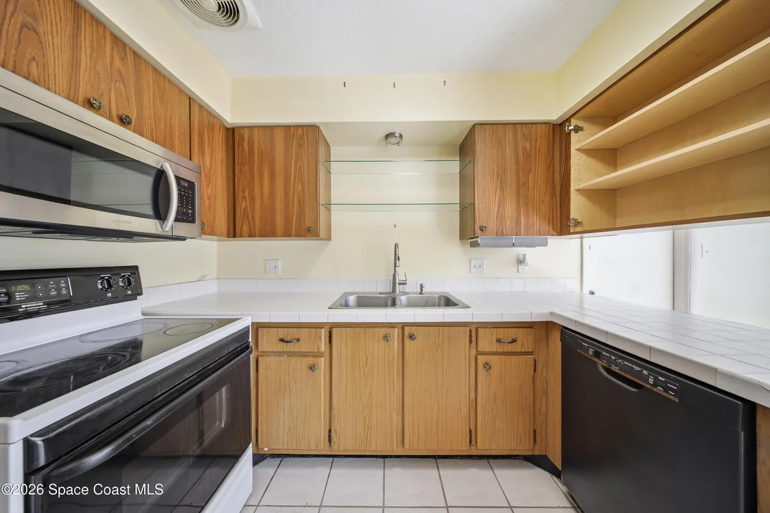 Photo of 1139 Groves Drive