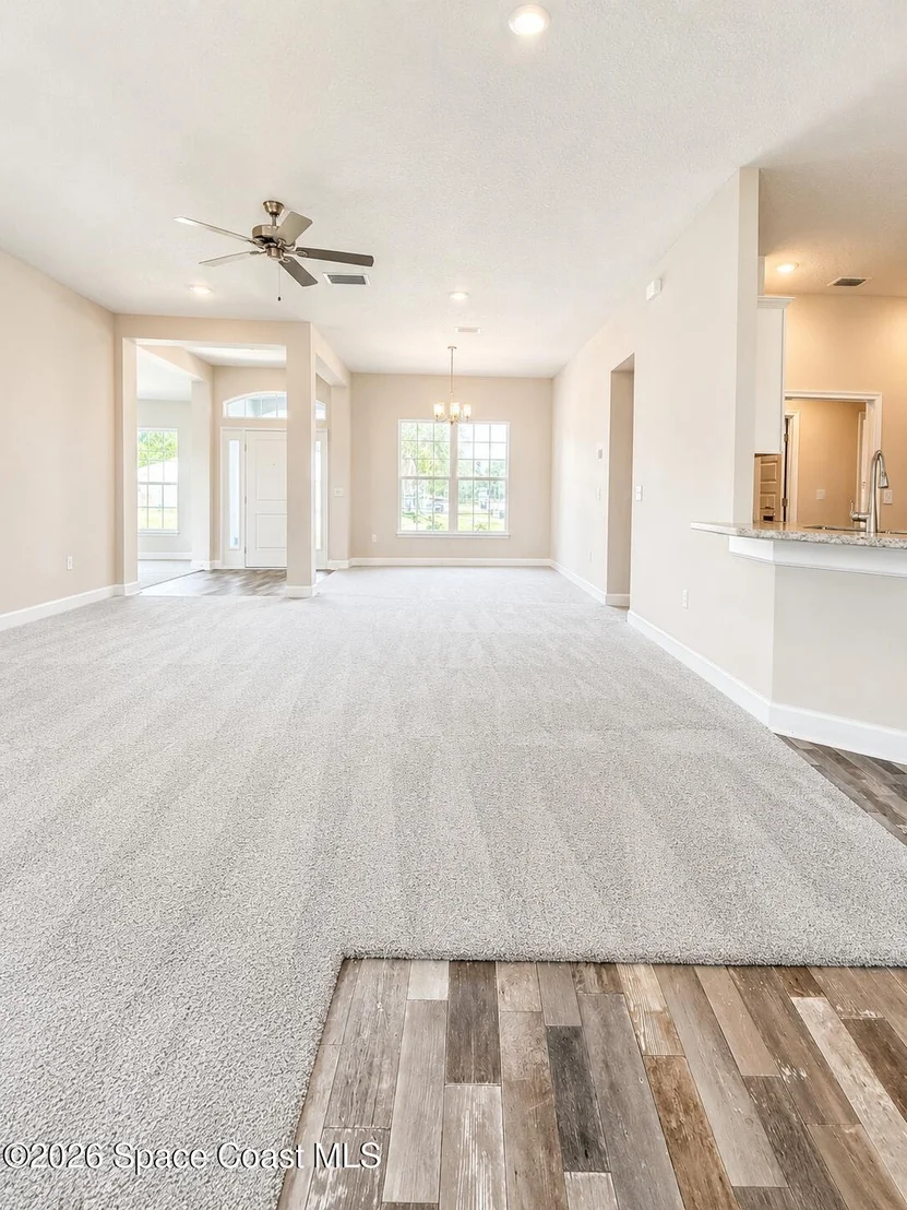 Photo of 666 Tulip Drive