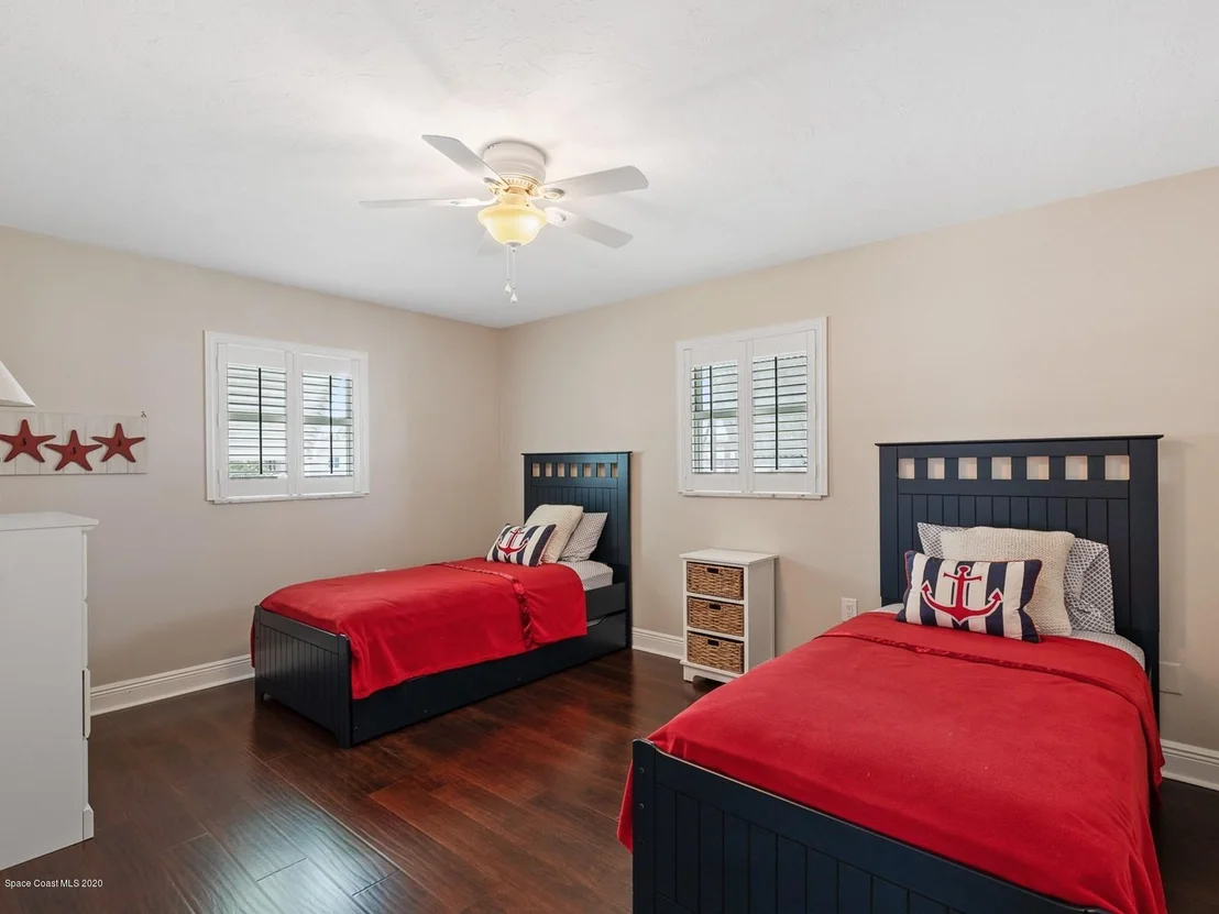 Photo of 410 Sparrow Drive