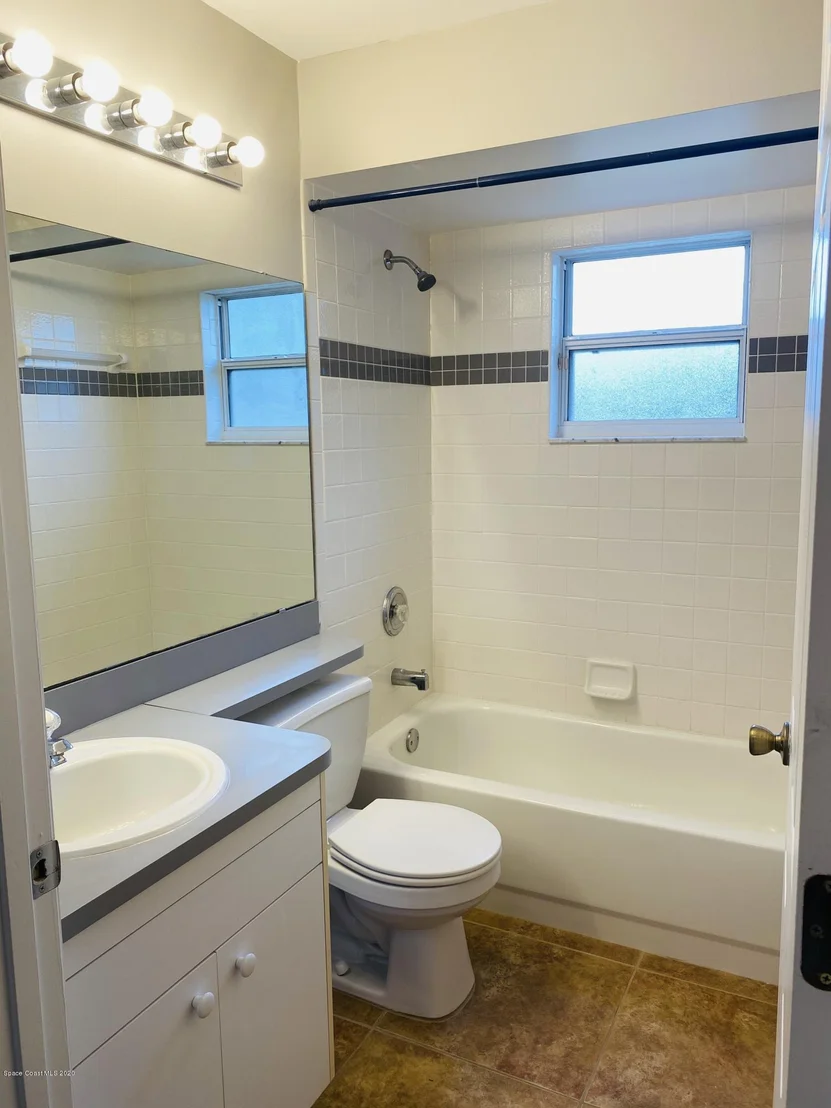 Photo of 6100 Edison Street