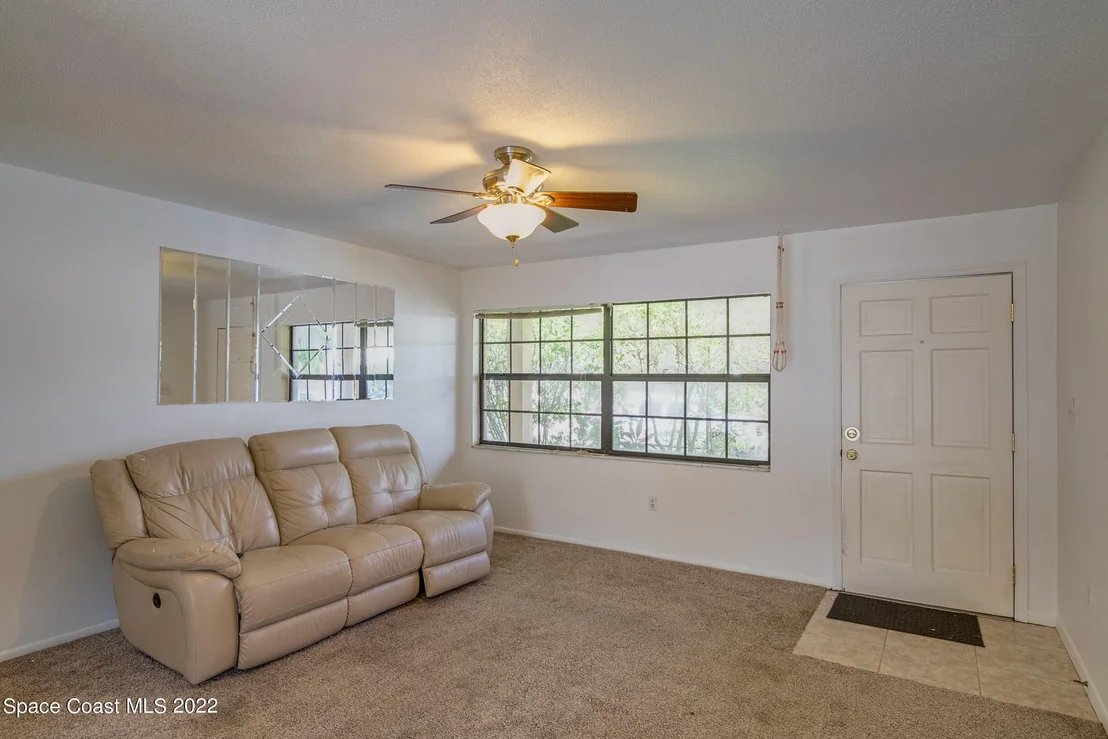 Photo of 847 Clarke Avenue