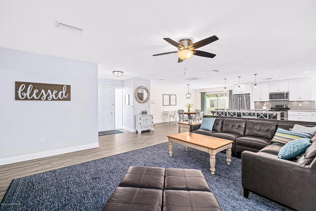 Photo of 461 Monaco Drive