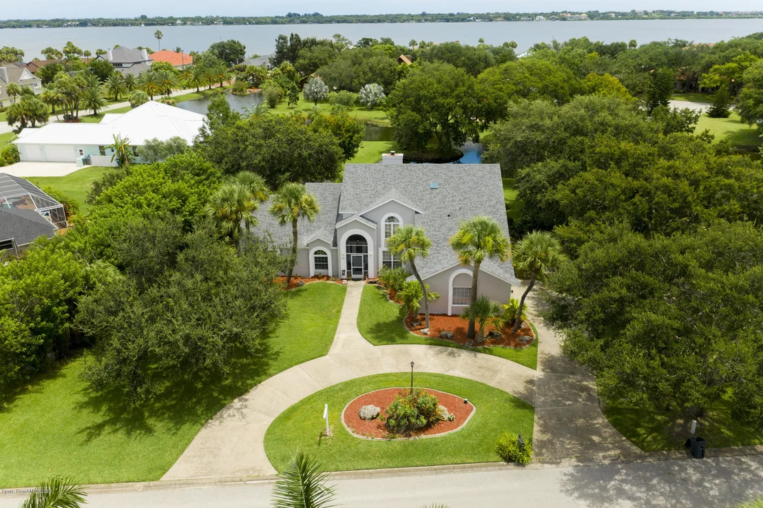 Photo of 2164 Royal Oaks Drive