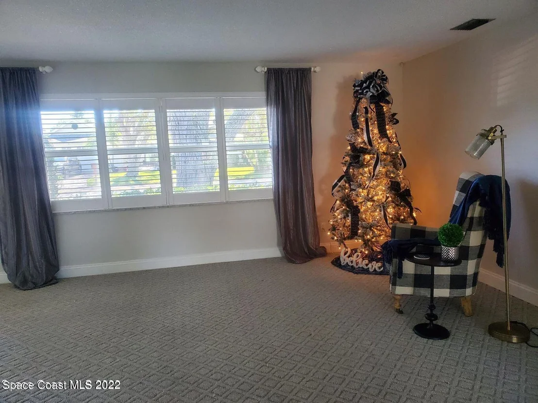 Photo of 304 Dorset Drive