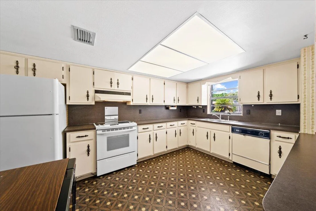 Photo of 308 Clayton Avenue