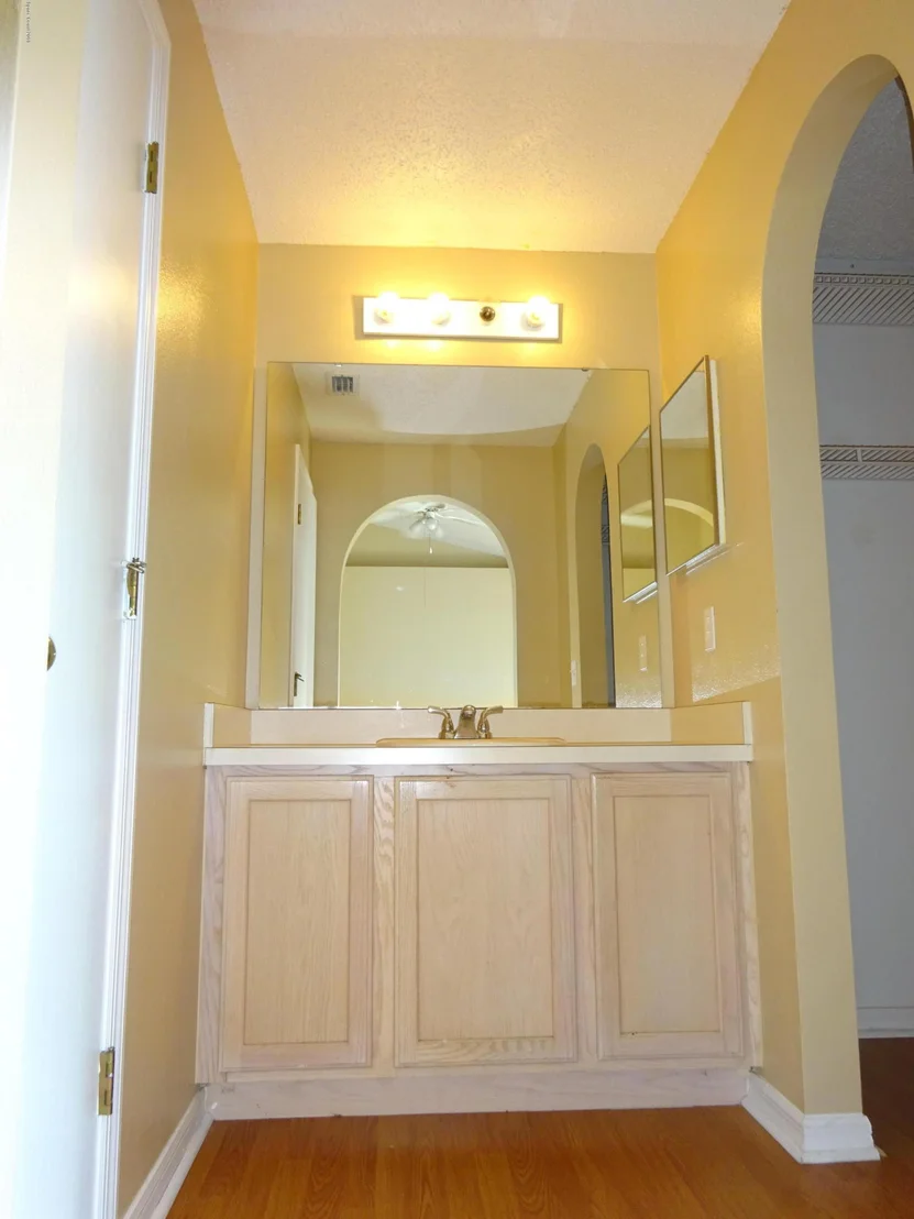 Photo of 2856 Maderia Circle