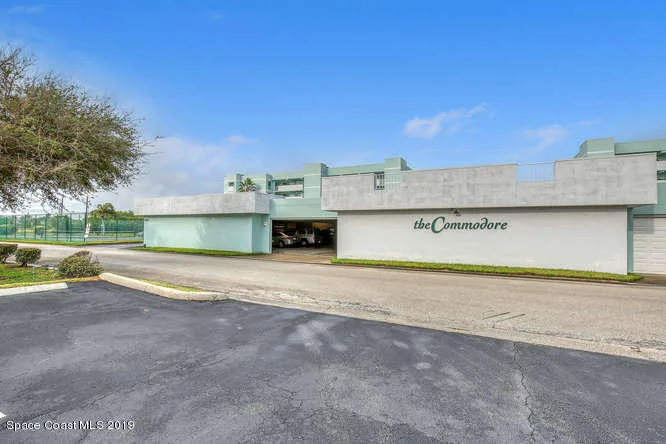 Photo of Unit 1504 at 1700 Commodore Boulevard