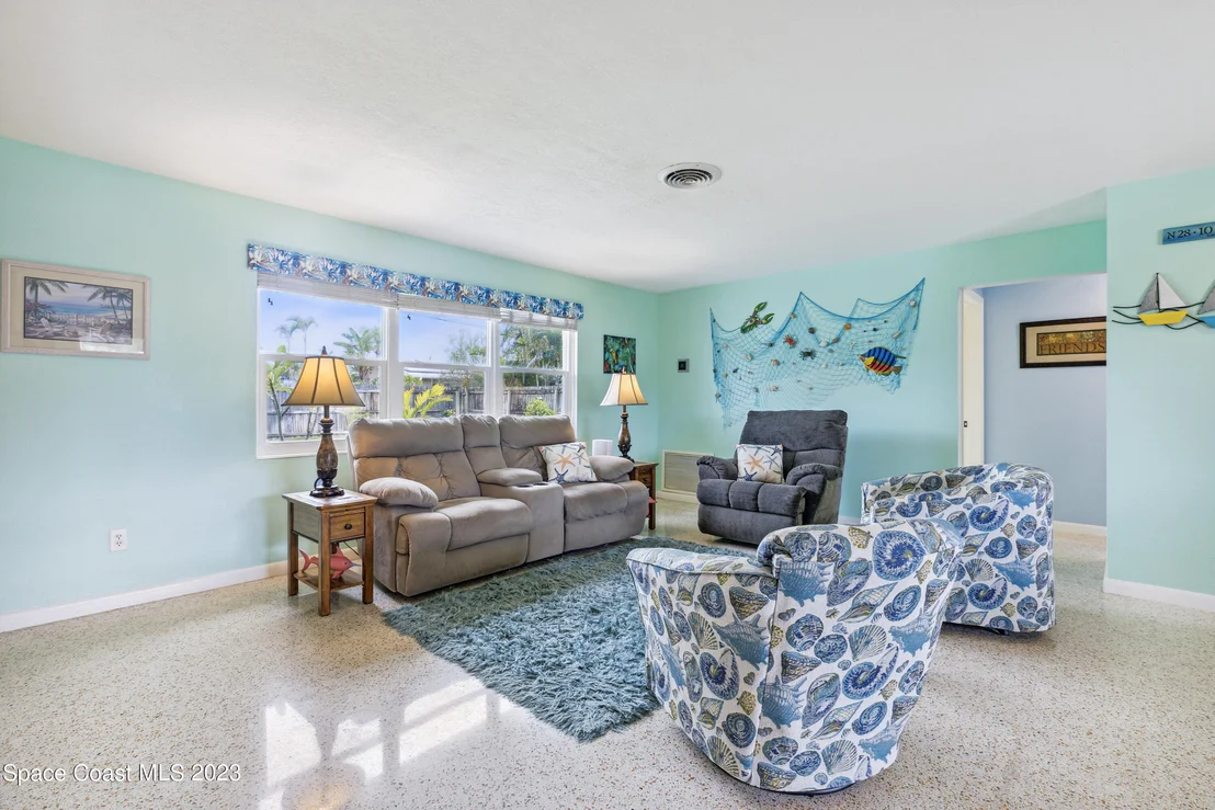 Photo of 655 Rosada Street