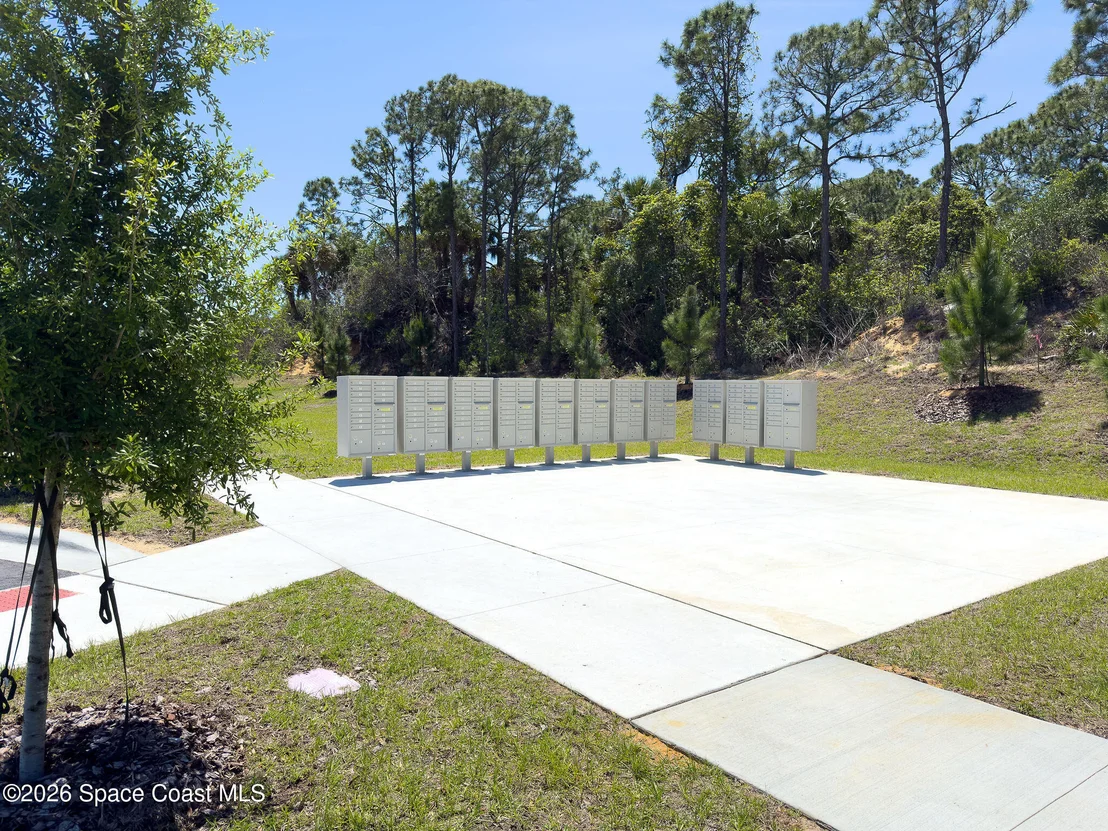 Photo of 703 Rockaway Lane