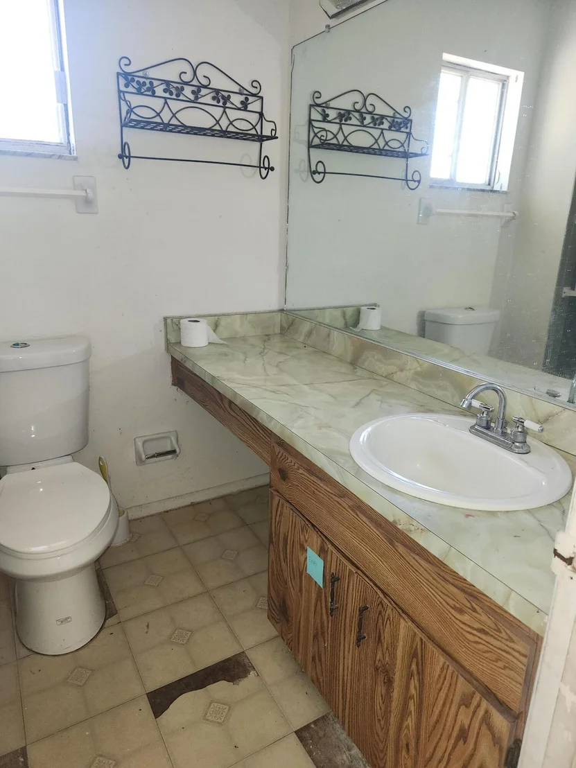 Photo of 951 Palm Street