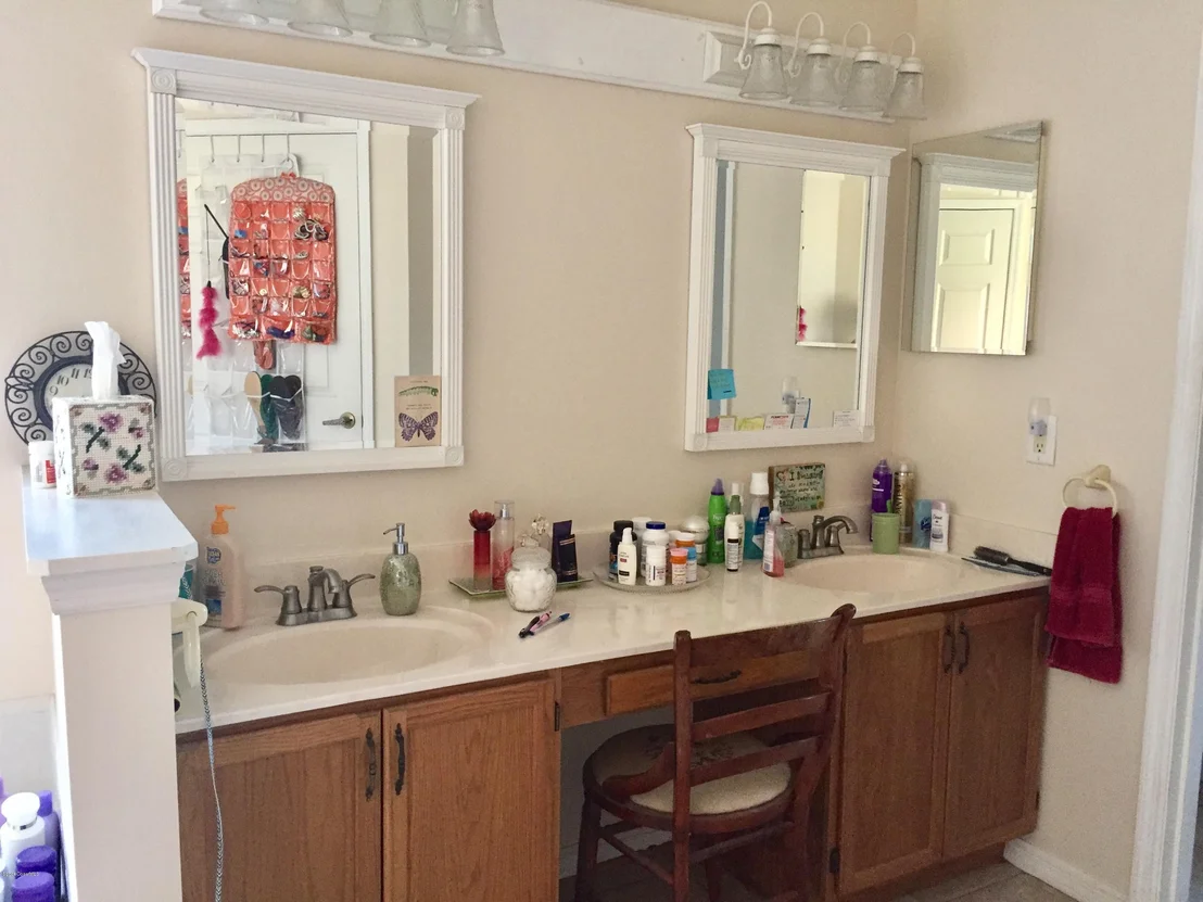 Photo of 1466 Wellington Circle