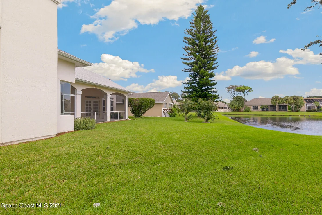 Photo of 476 Kimberly Drive