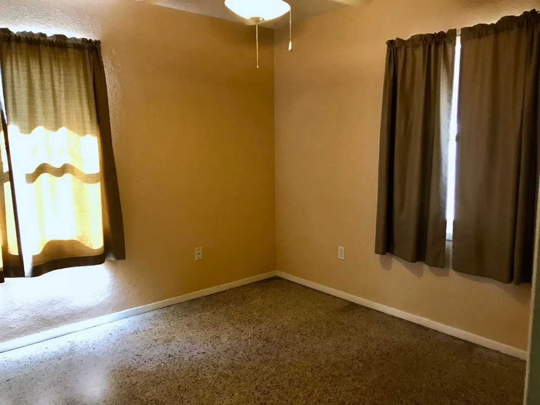 Photo of 707 Camellia Drive