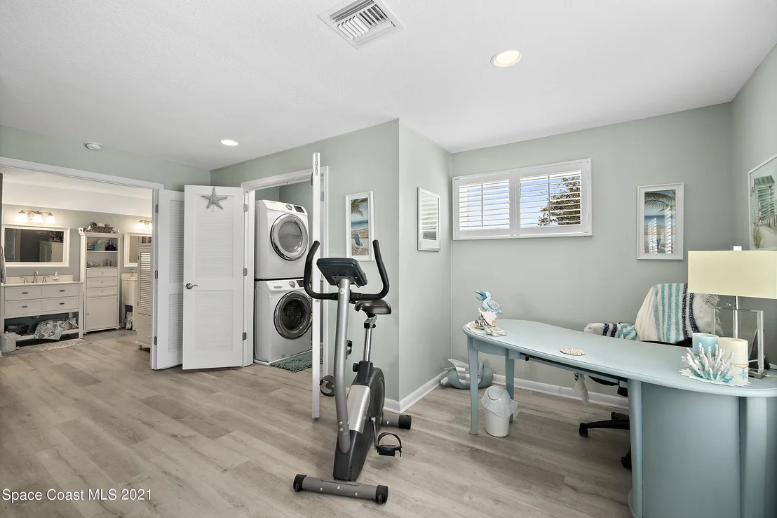 Photo of 432 Cardinal Drive