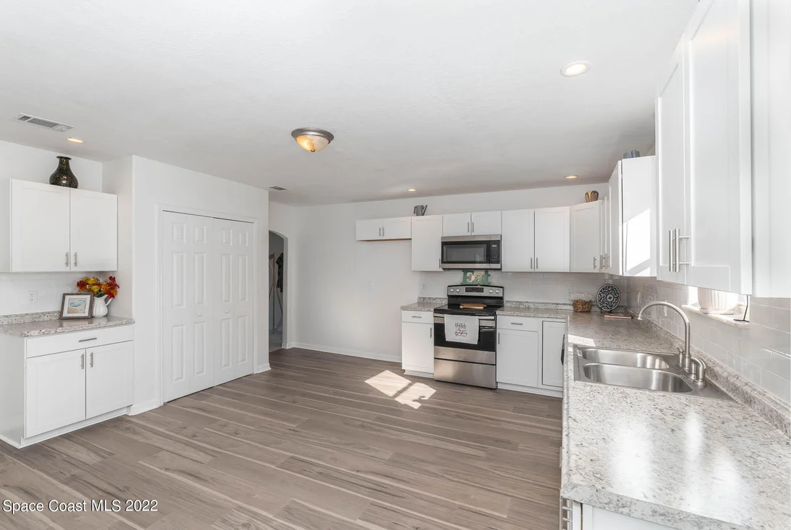Photo of 6361 Hunt Road