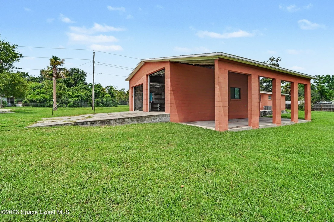 Photo of 5963 Lord Street