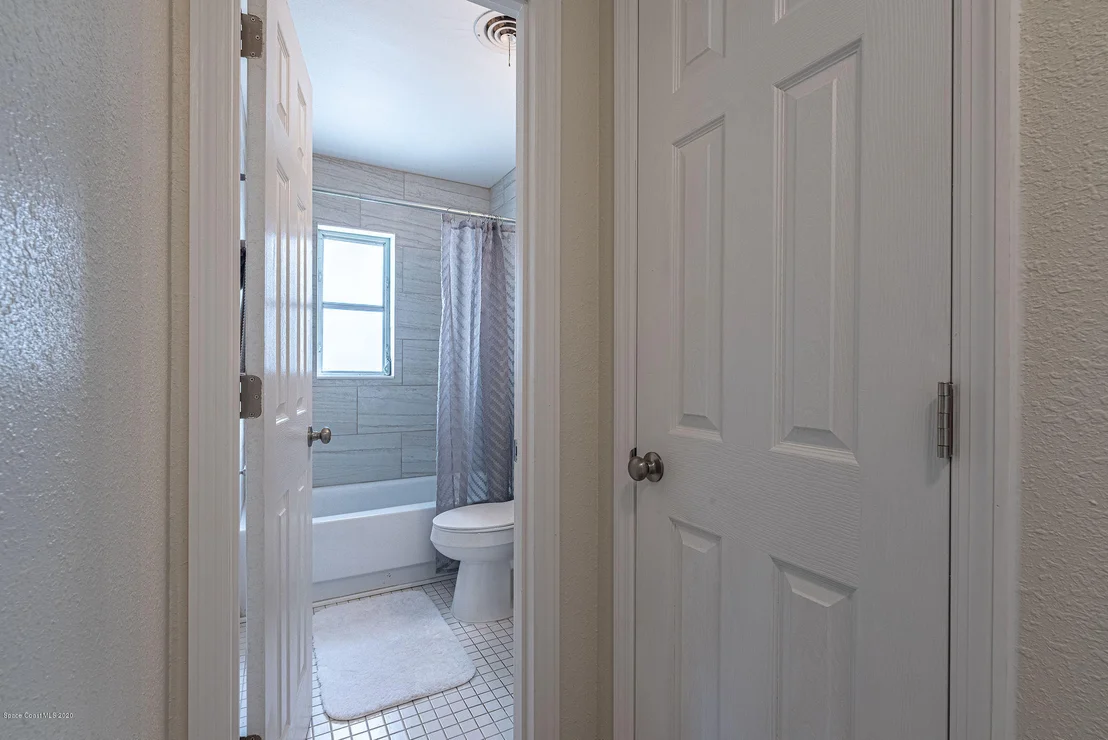 Photo of 2711 Locksley Road