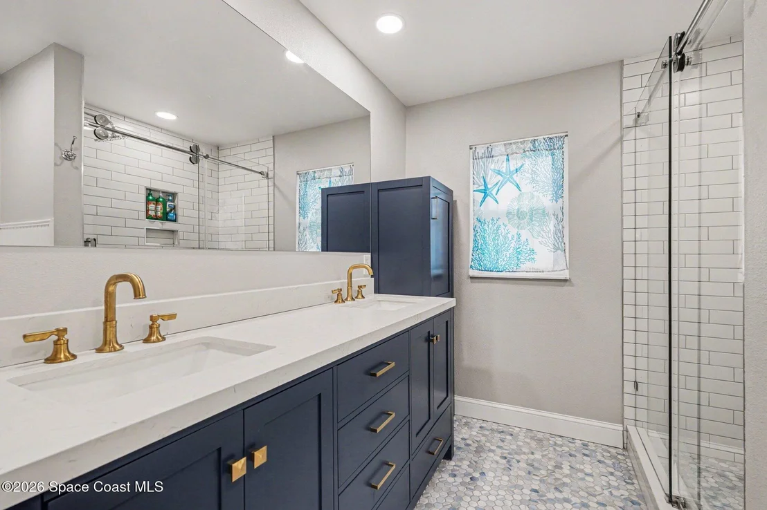 Photo of 375 Cyprus Drive