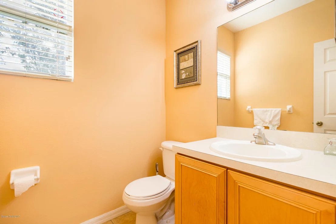 Photo of 981 Hollister Drive