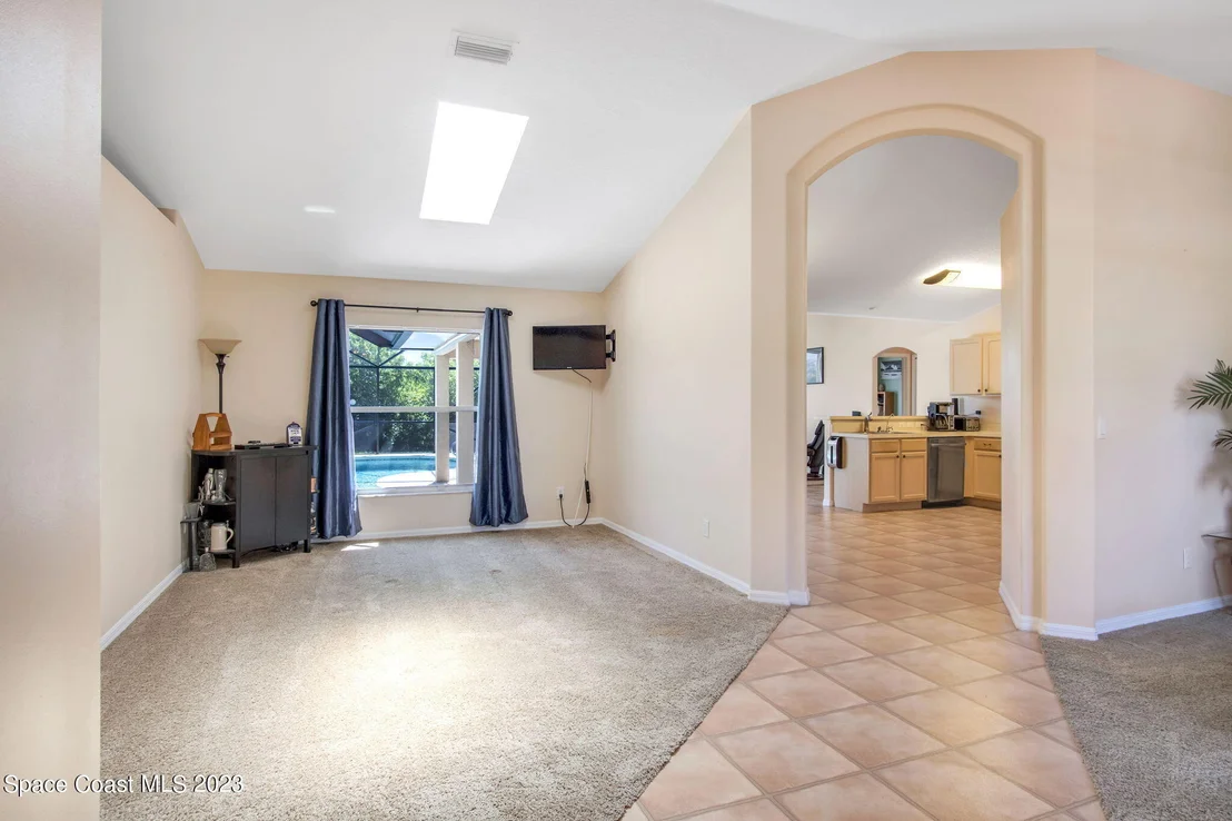 Photo of 1443 Hill Avenue