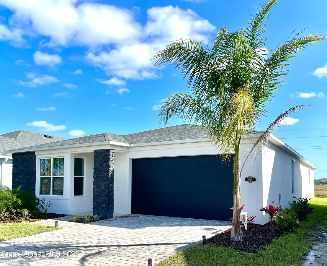 Photo of 1763 Middlebury Drive