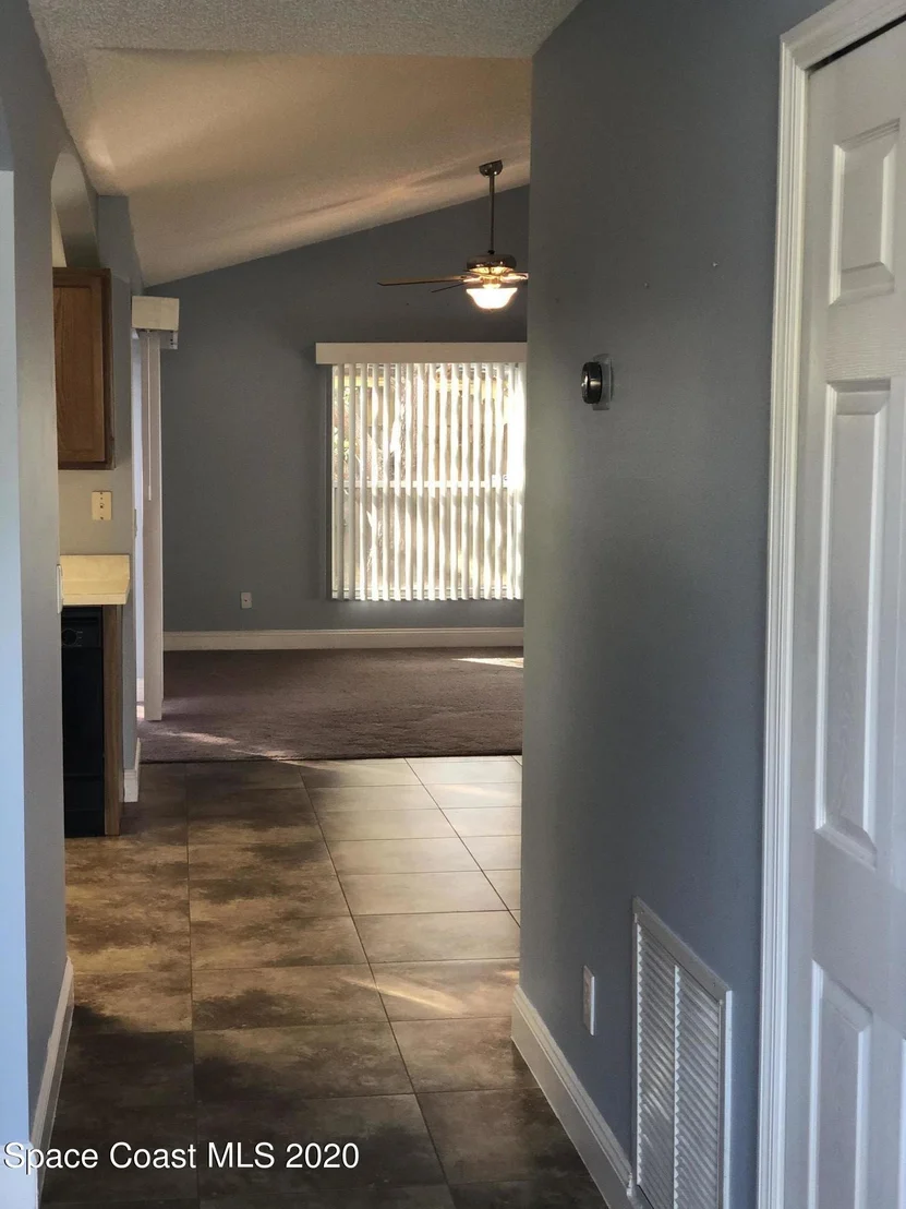 Photo of 828 Laurel Drive