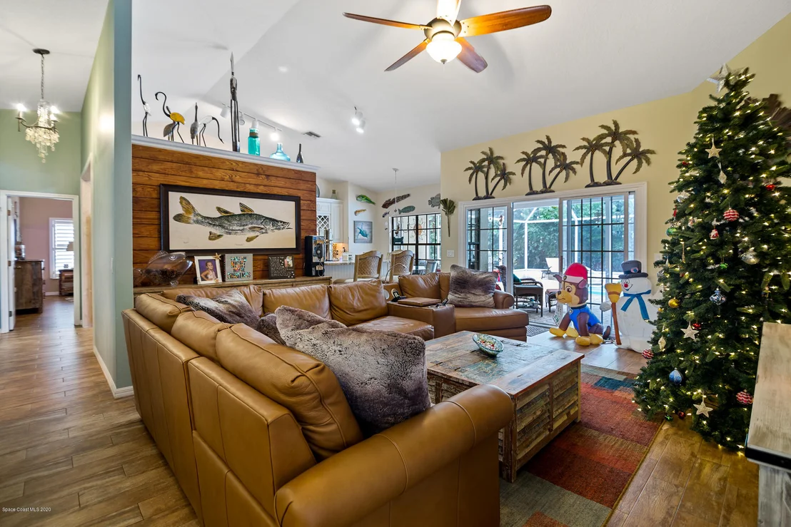 Photo of 809 Brookstone Drive