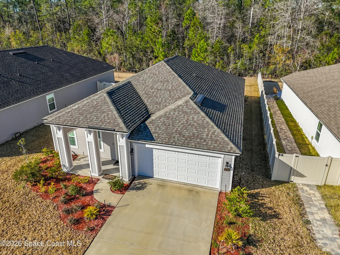 Photo of 65744 Edgewater Drive