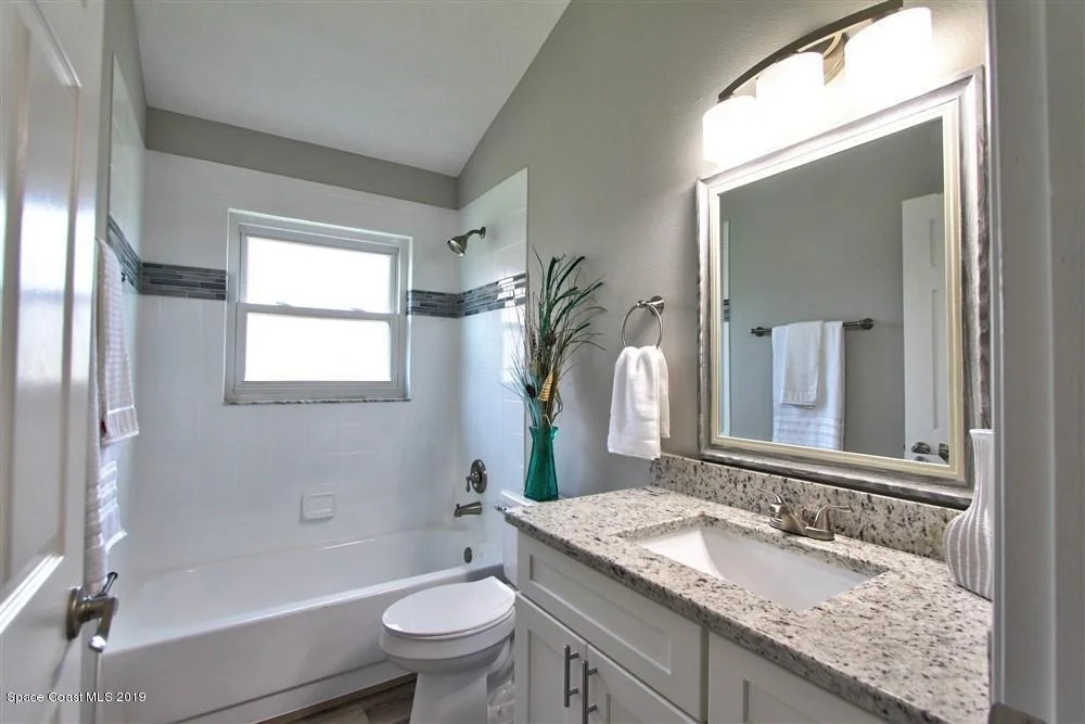 Photo of 2090 Lionel Drive