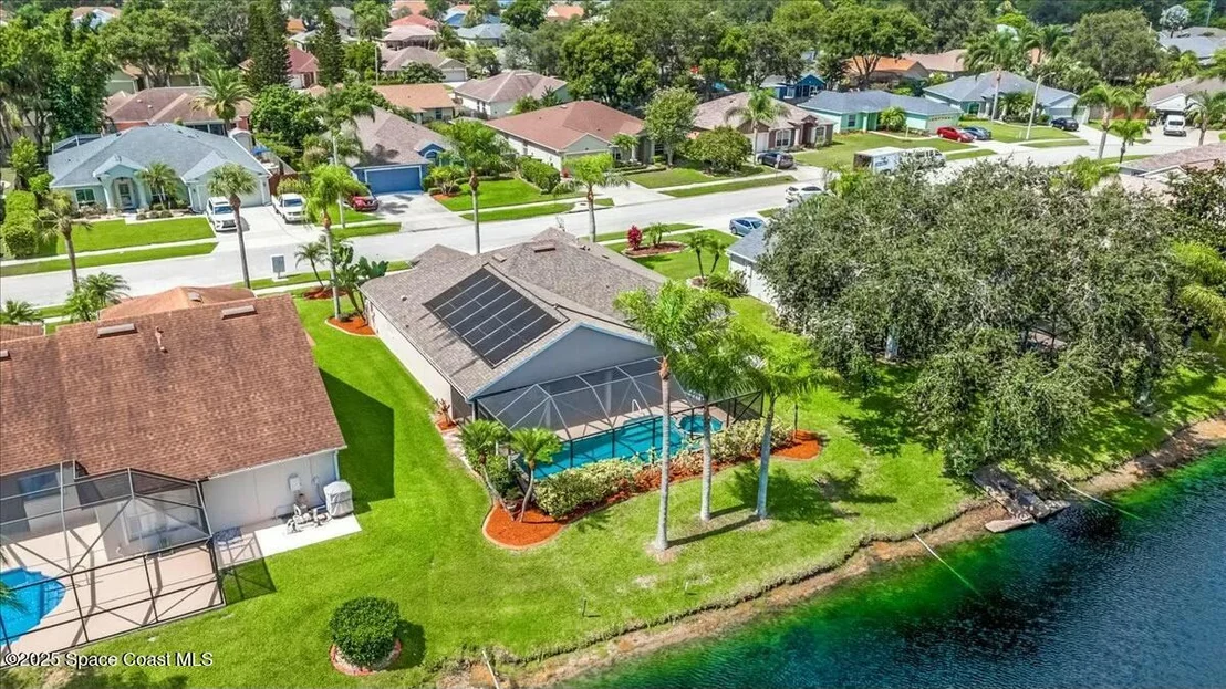 Photo of 972 Sabal Grove Drive