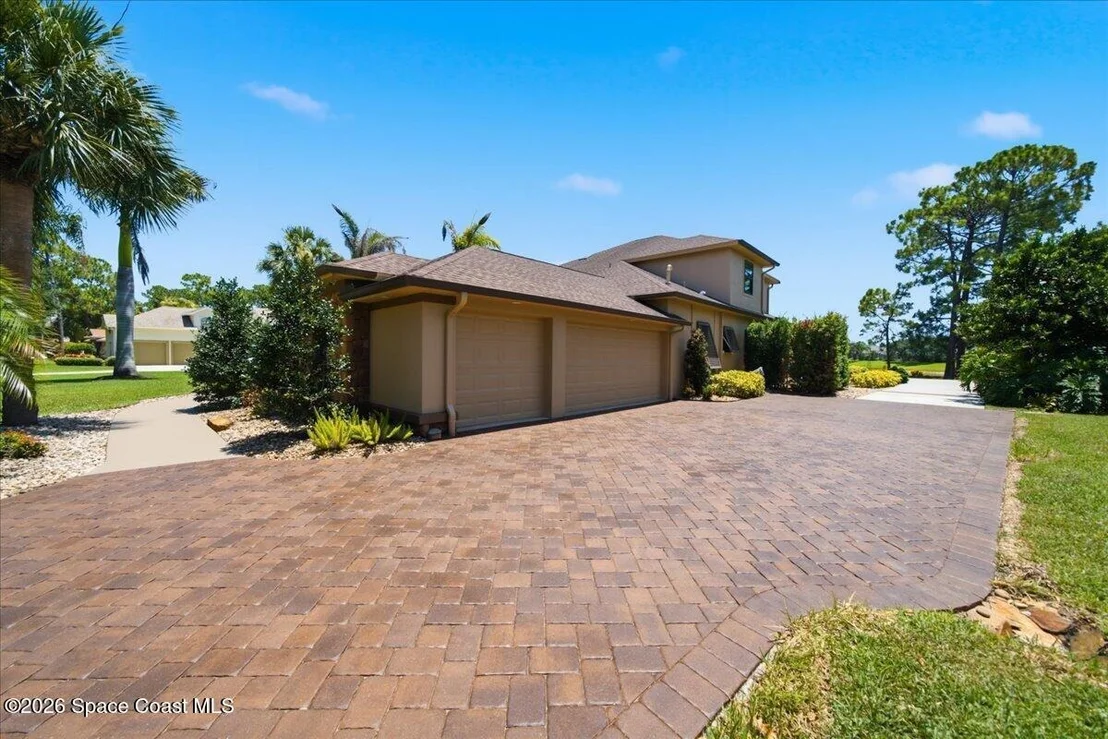 Photo of 1868 Winding Ridge Circle SE