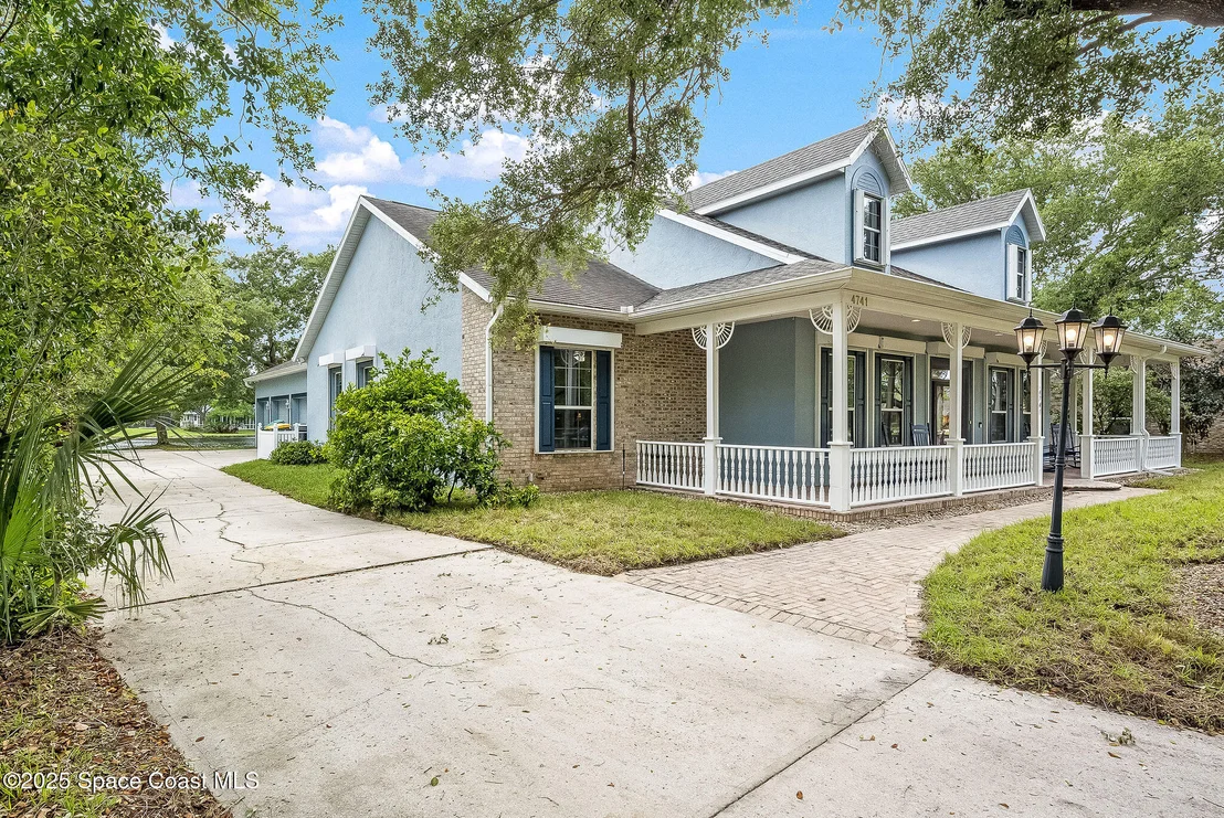 Photo of 4741 Canard Road