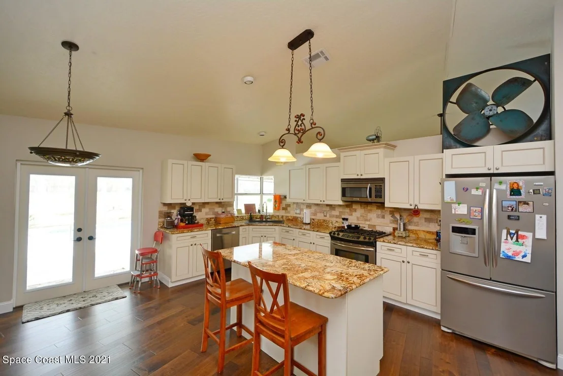 Photo of 1251 Silver Lake Drive
