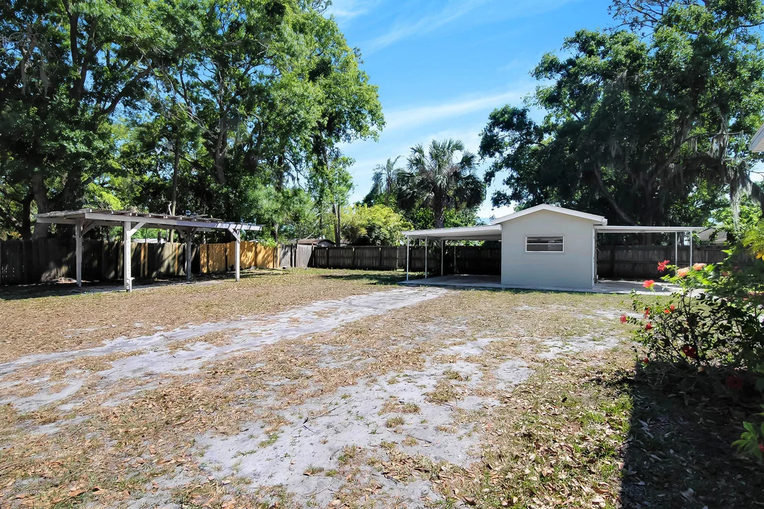 Photo of 1053 Bernice Road
