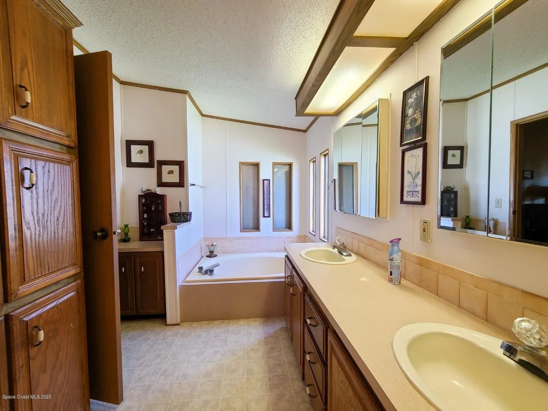 Photo of 169 Rosewood Drive