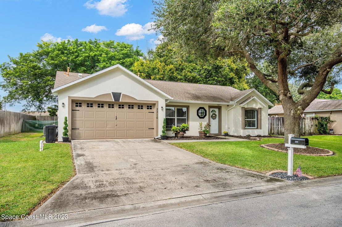 Photo of 2310 Shady Oak Road